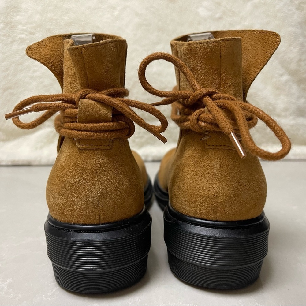 Dr. Martens Shelby High Tie Chukka Boot - Picture 3 of 9
